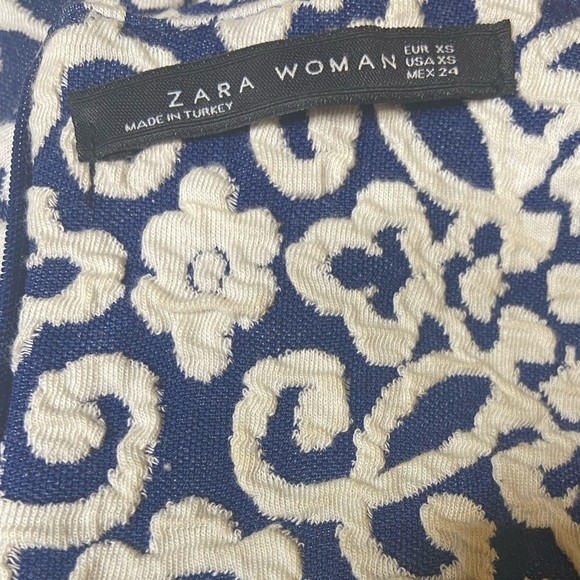 ZARA JACQUARD BLUE AND WHITE STRETCHY DRESS FIT AND FLARE SIZE XS - Picture 11 of 14